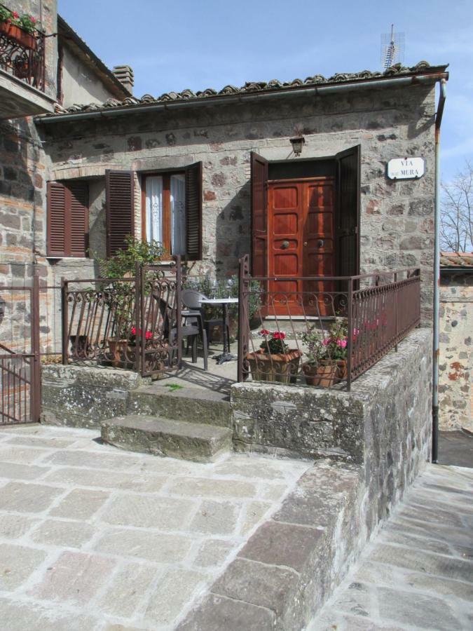 ラディコーファニ Casa Della Piazzaヴィラ エクステリア 写真